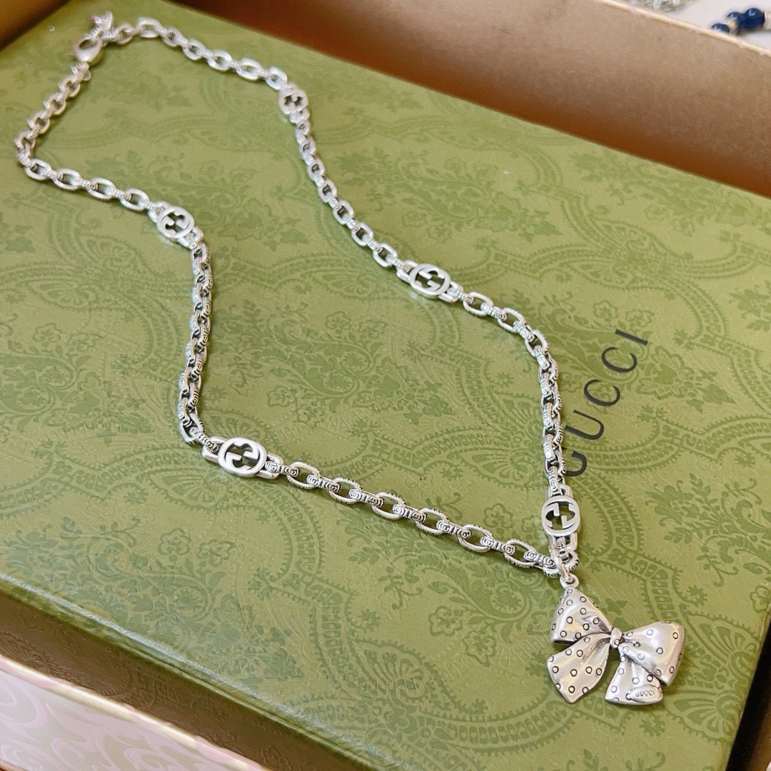Gucci luxury necklace 4