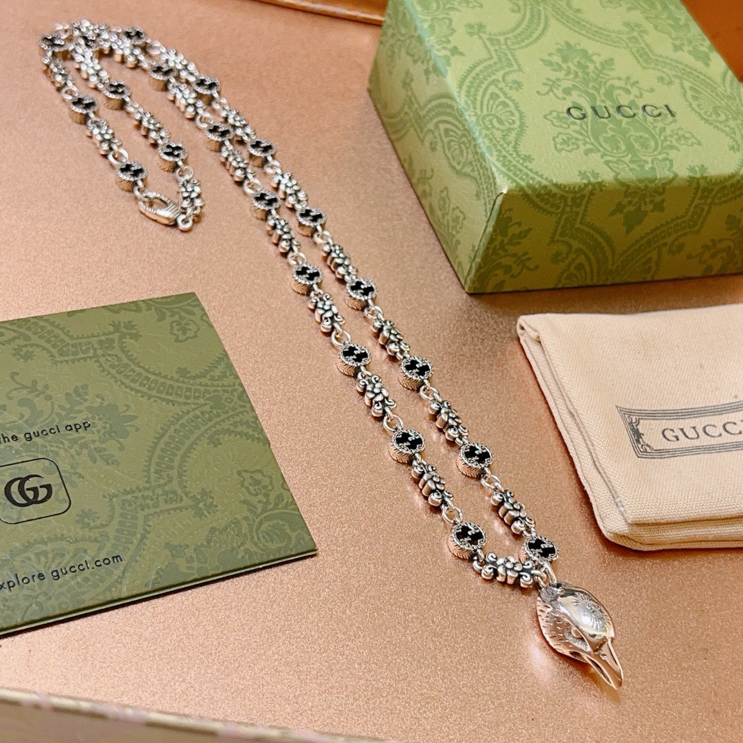 Gucci luxury necklace 8