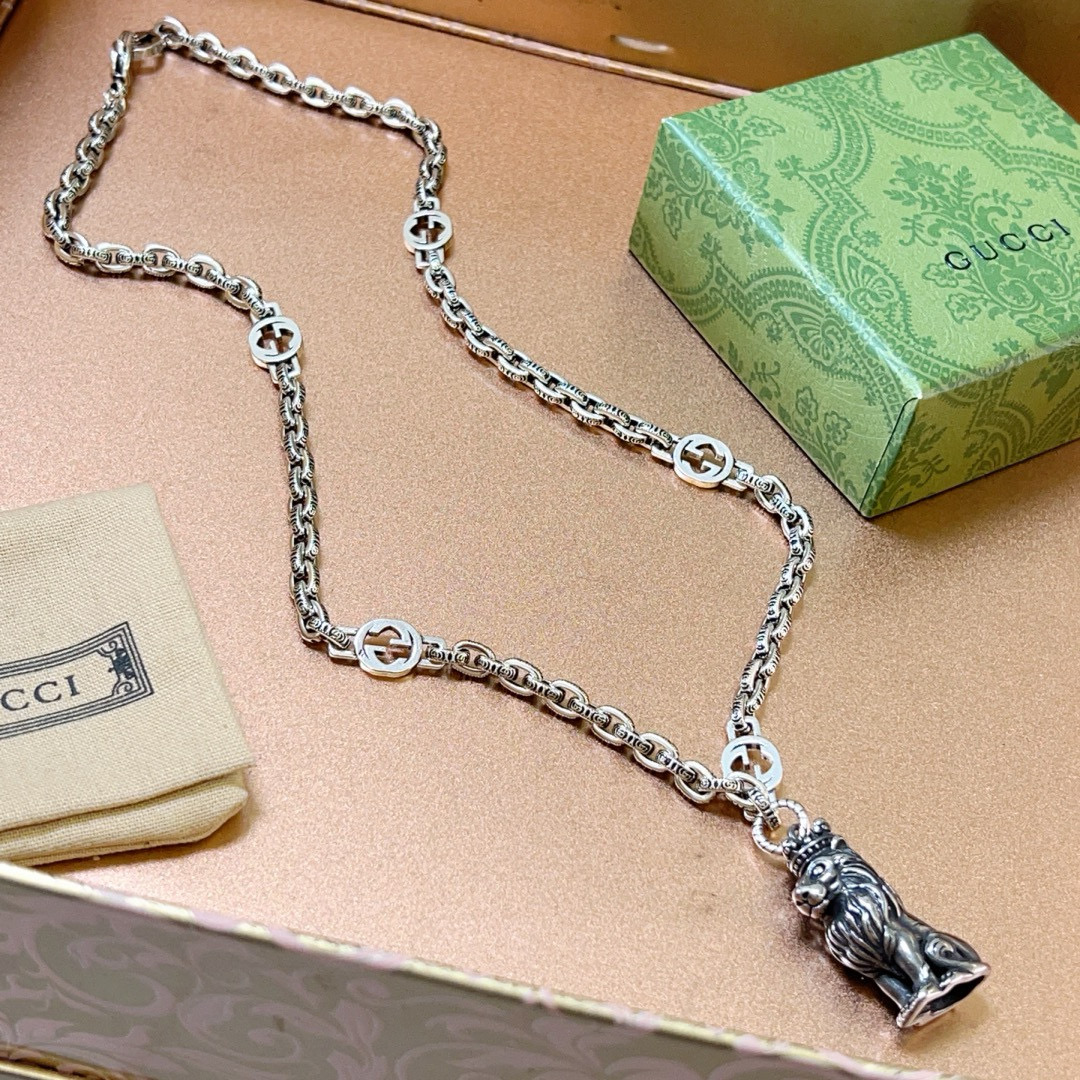 Gucci luxury necklace 4