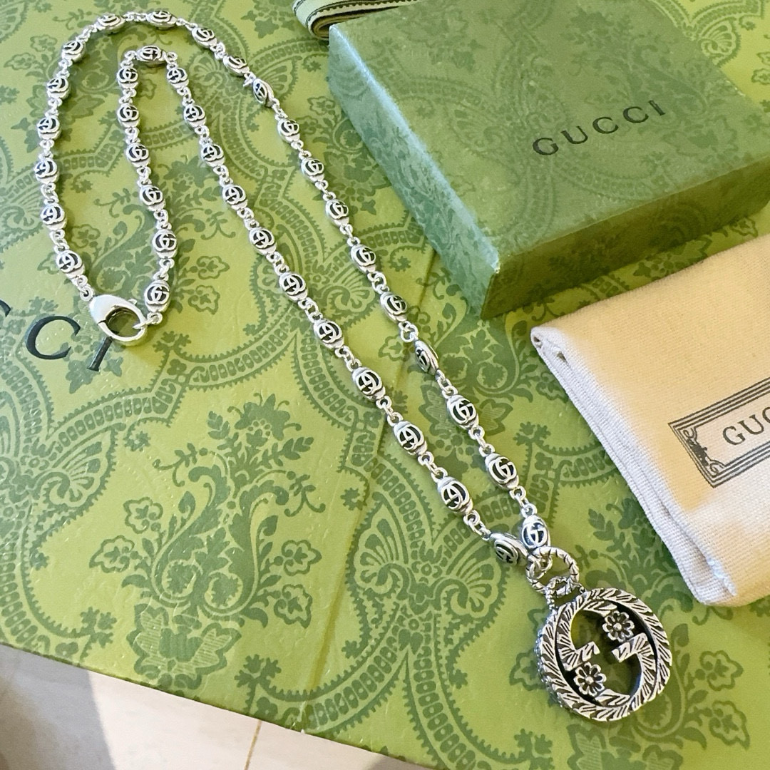 不爆不发 古驰官网新款同步更新 抖音带货网红首选 Gucci古驰项链最新款档次更高Anger Forest系列双g古驰项链定制项链 4
