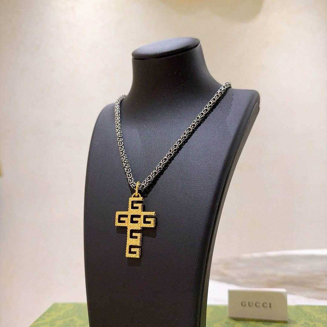 Gucci luxury necklace 7