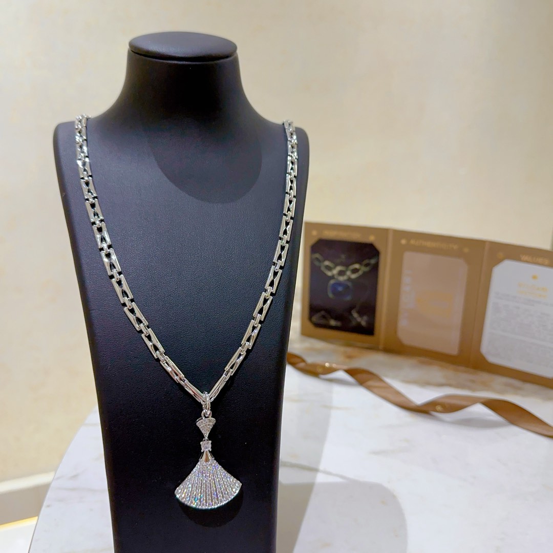 Bvlgari Haute Joaillerie Fine Jewelry Earrings Necklace Ring 2