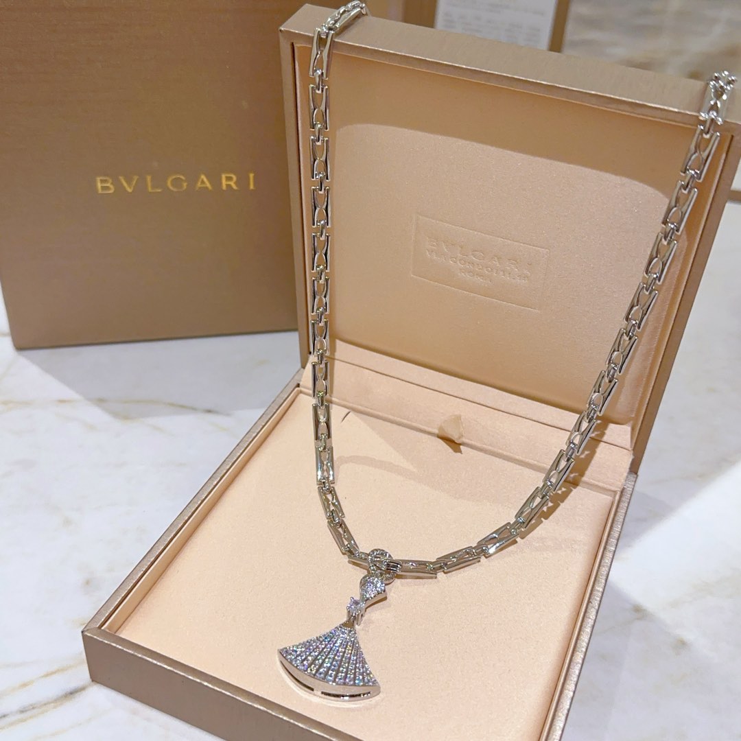Bvlgari Haute Joaillerie Fine Jewelry Earrings Necklace Ring 4