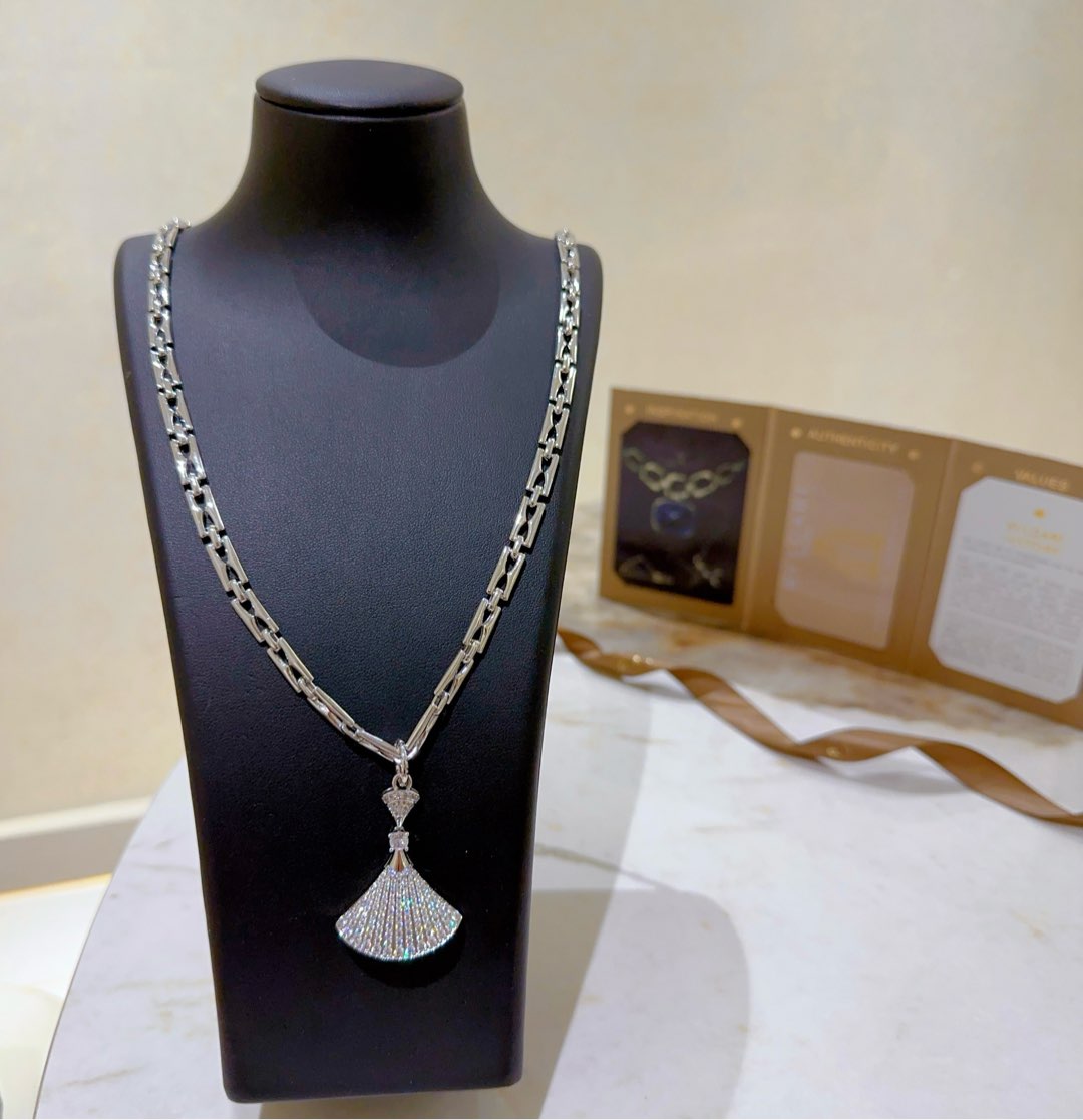 Bvlgari Haute Joaillerie Fine Jewelry Earrings Necklace Ring 5