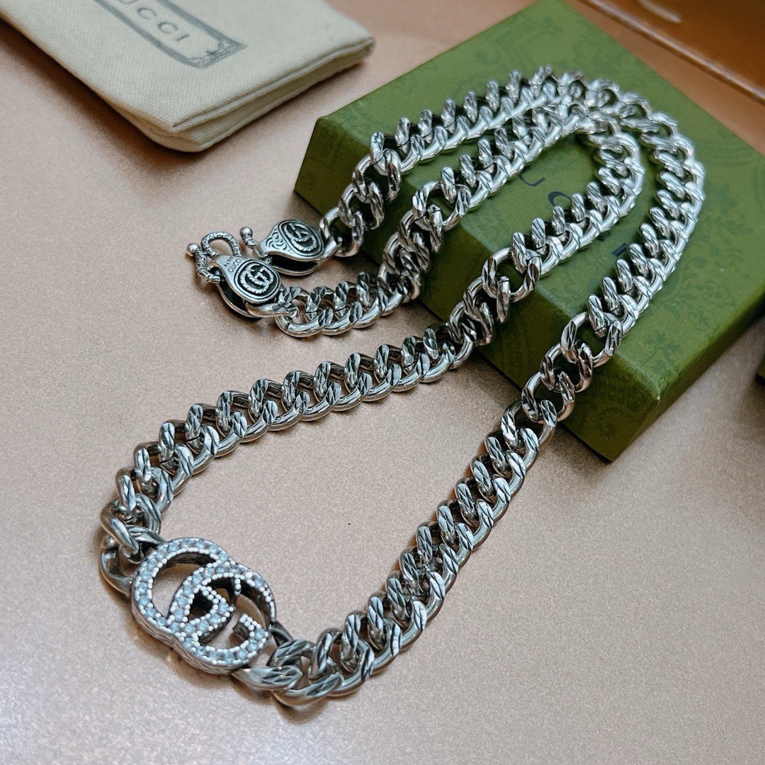 Gucci luxury necklace 6
