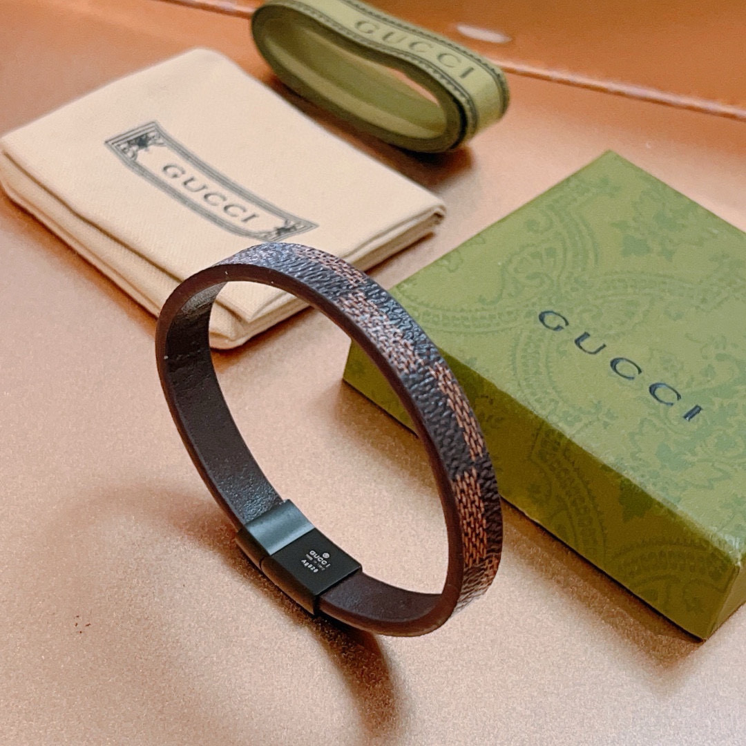Gucci luxury designer product 5