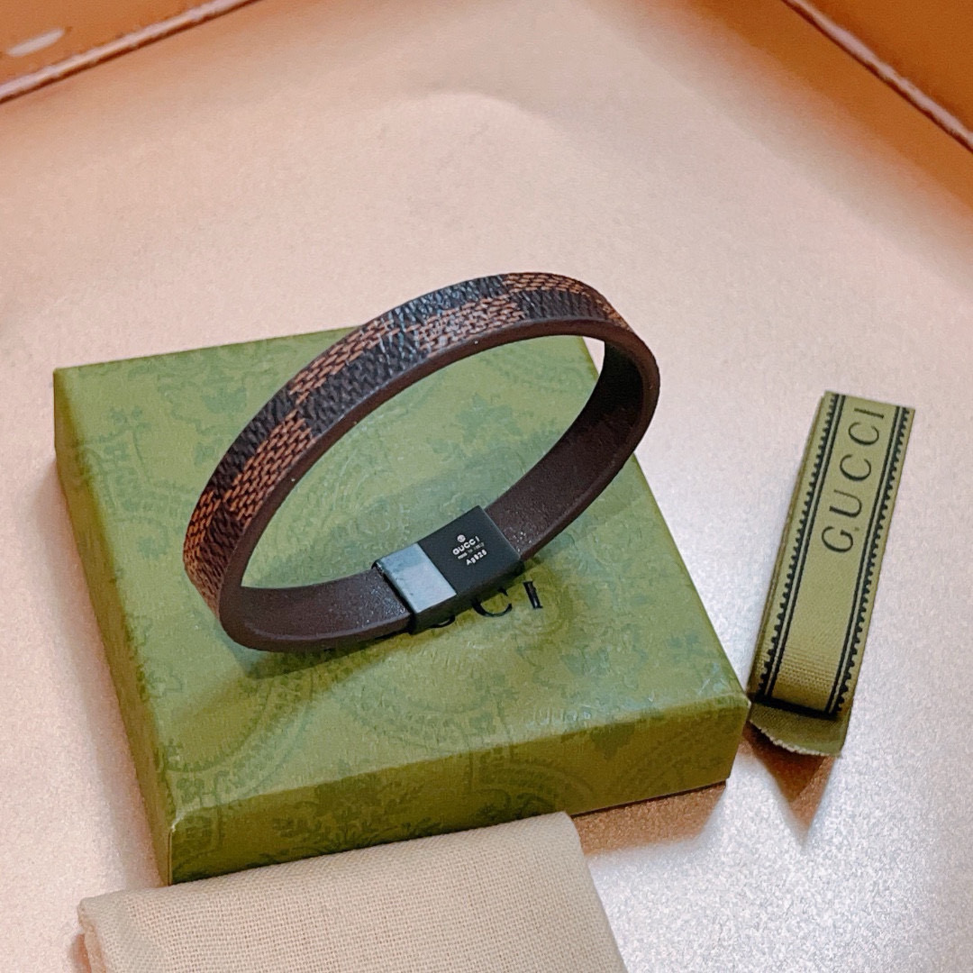 Gucci luxury designer product 4