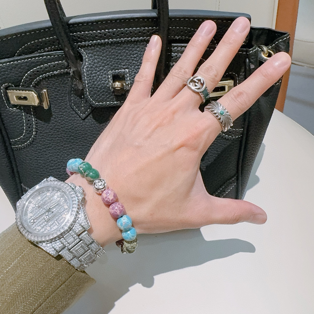 Gucci luxury bracelet 2