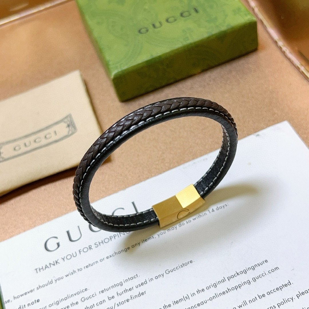 Gucci luxury bracelet 2