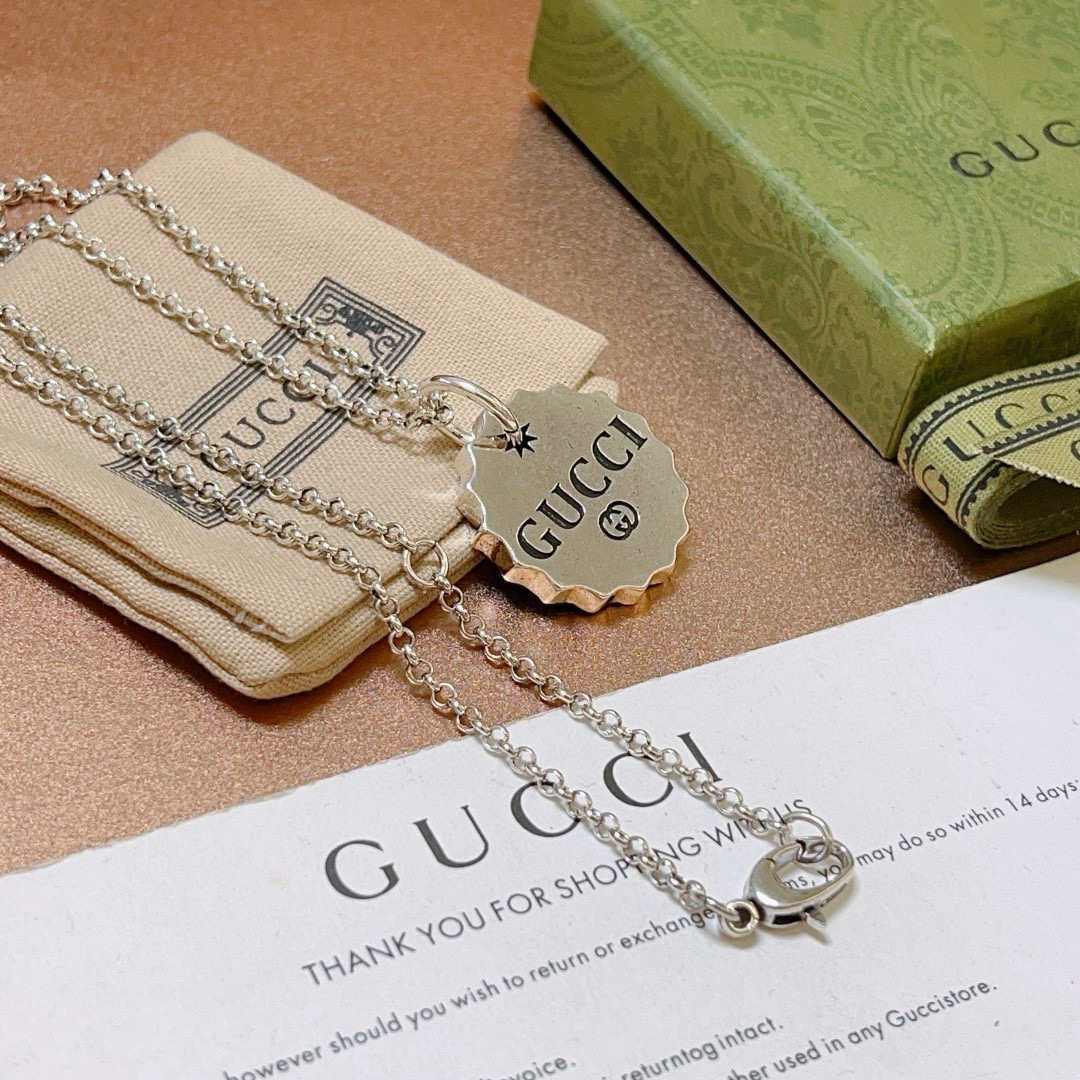 Gucci luxury necklace 8