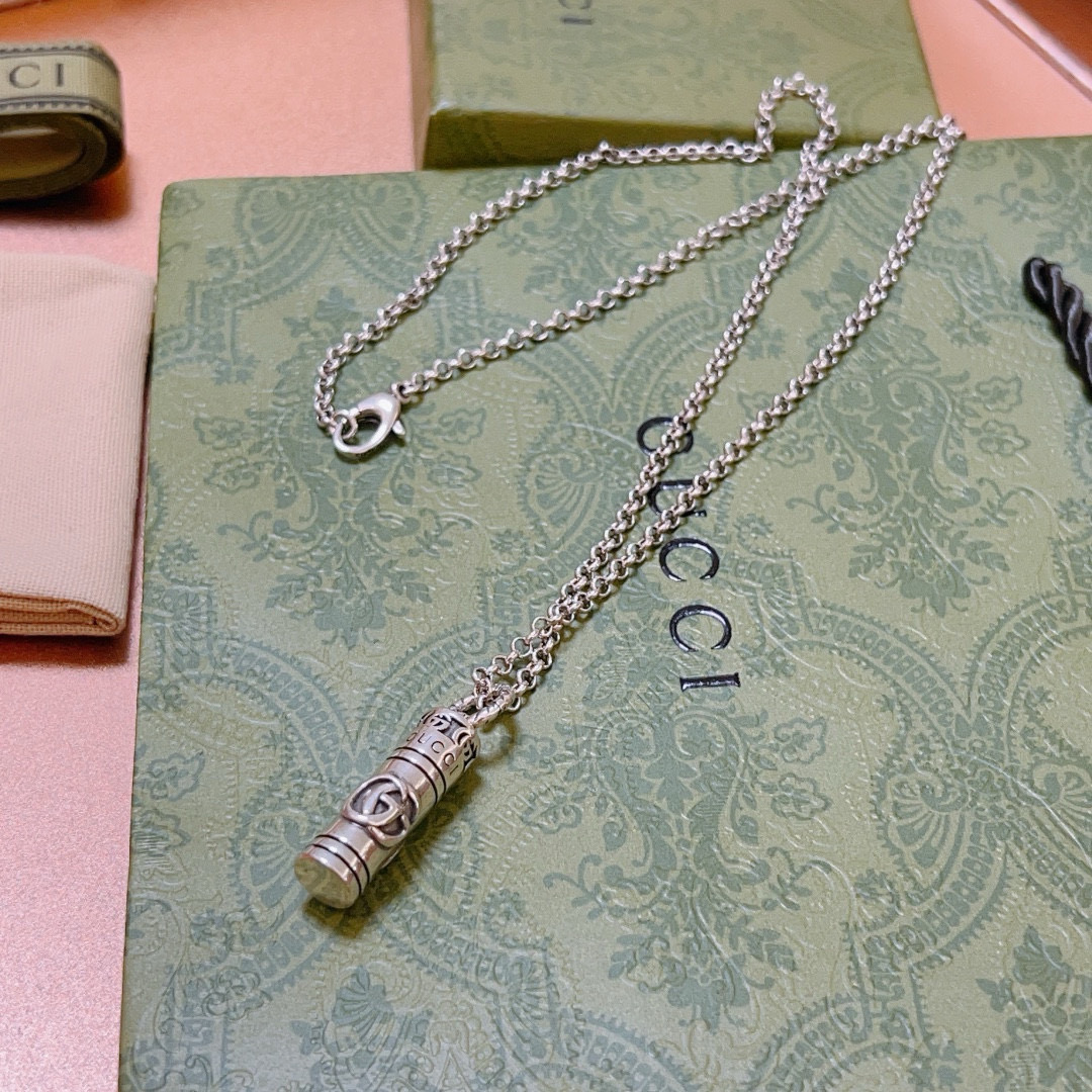 Gucci luxury necklace 9