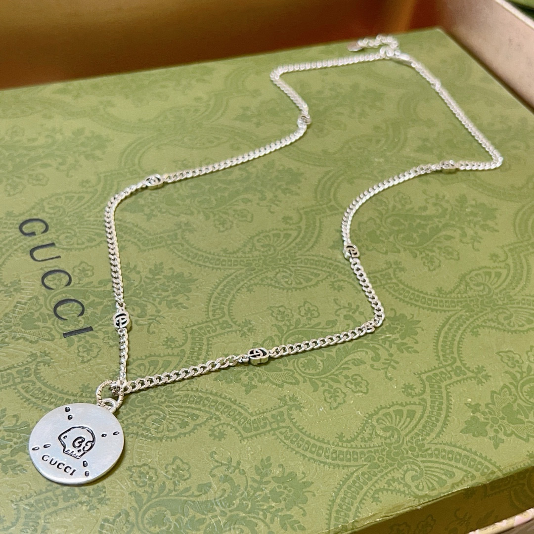 Gucci luxury necklace 4