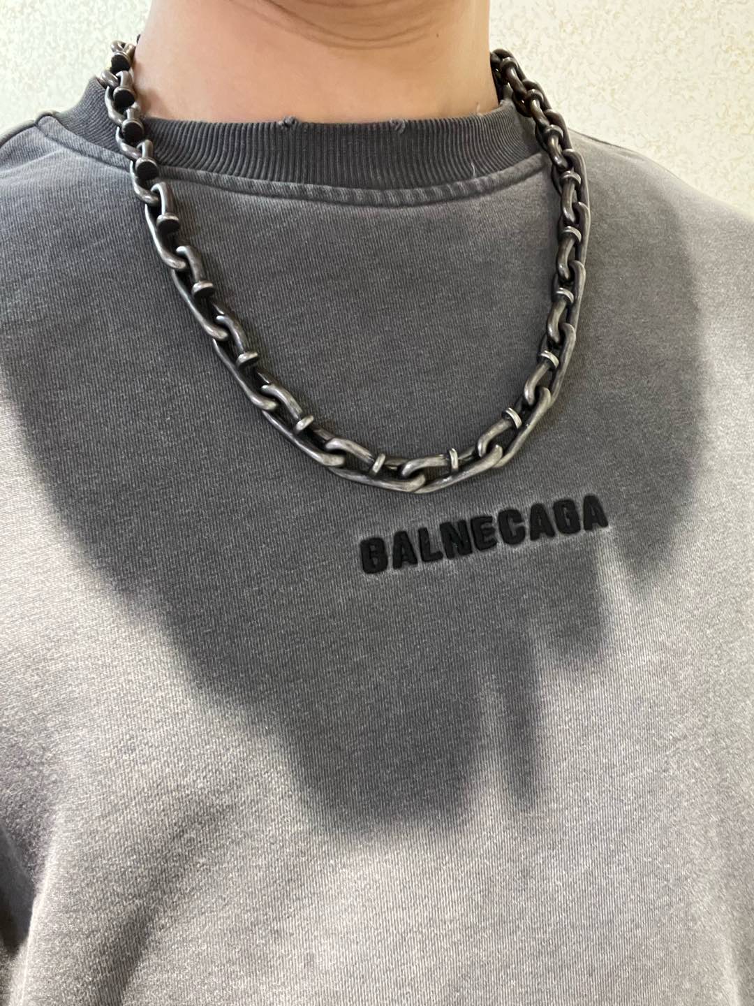 货🔹🔹新品 巴黎世家项链 Balenciaga 新款项链全钉项链🔹 细节做工精细 每个细节流程到位 设计工艺精细 款 设计独特 复古风格 巴黎 9