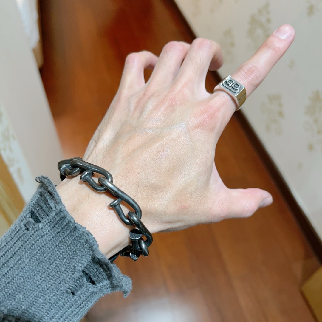 Balenciaga luxury bracelet 6