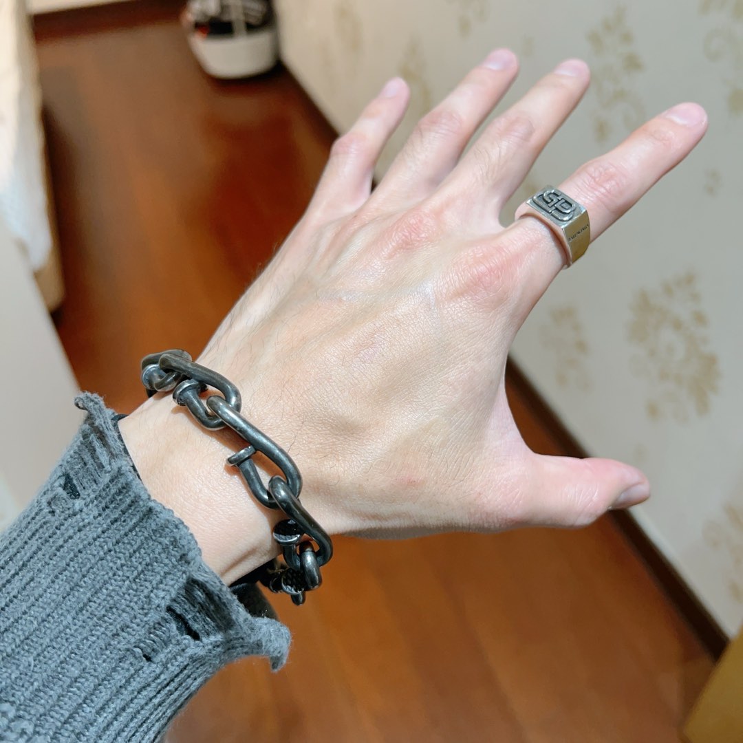 Balenciaga luxury bracelet 9