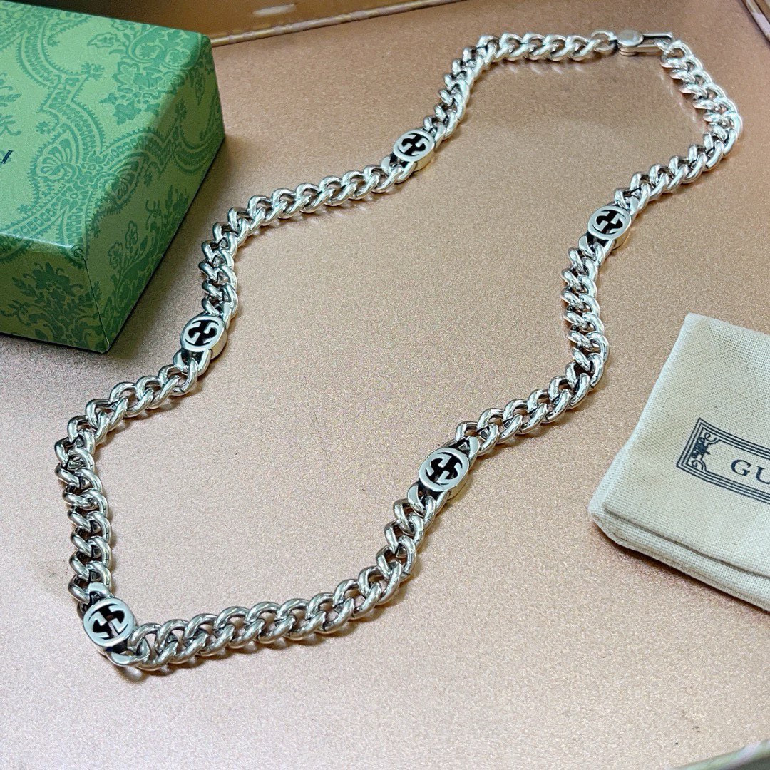 Gucci luxury necklace 8