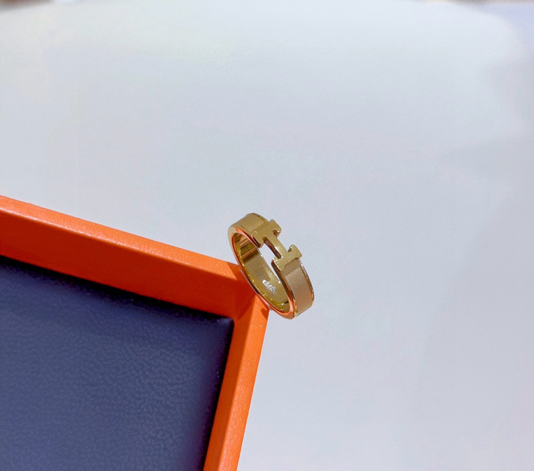 Hermès luxury designer product 4
