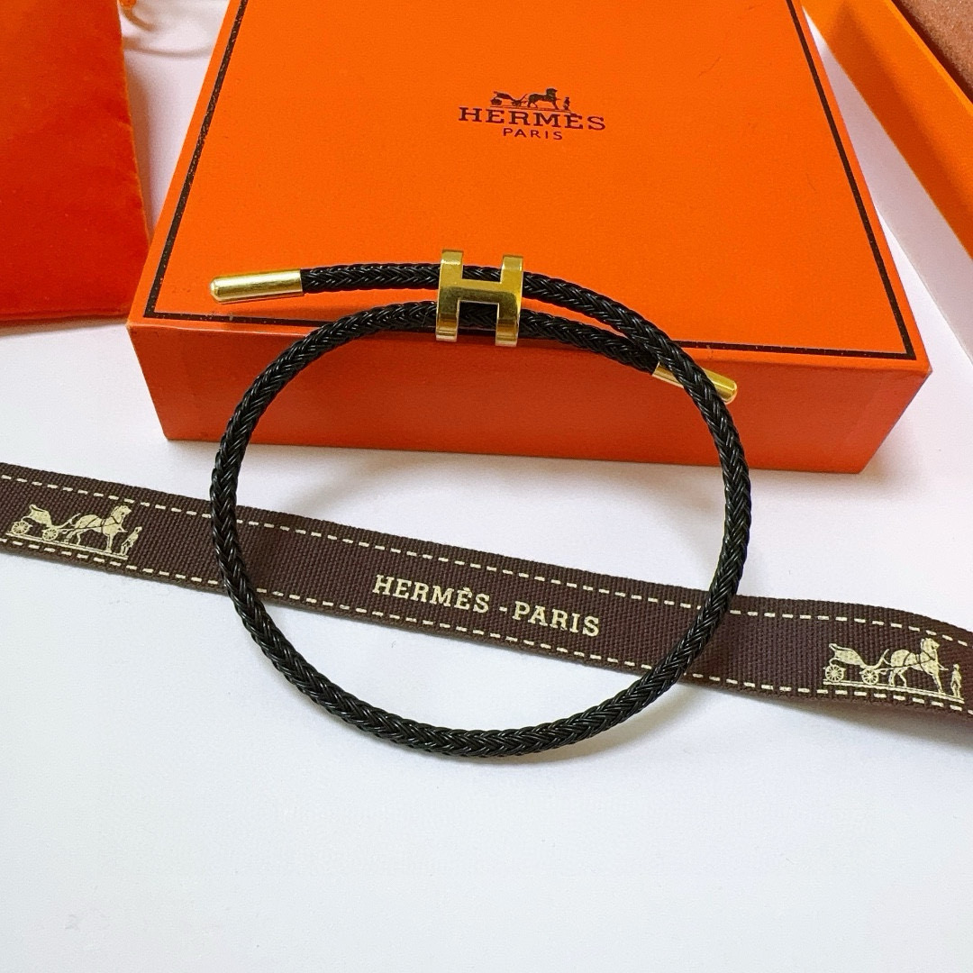 爱马仕手链 ❗️ 手绳太考验师傅的手艺了 要确保做工够位必须细节做到极致[色][色] 定制 都爱爱马仕 手链 ✨😝超精赞 各路 明星 同款 4