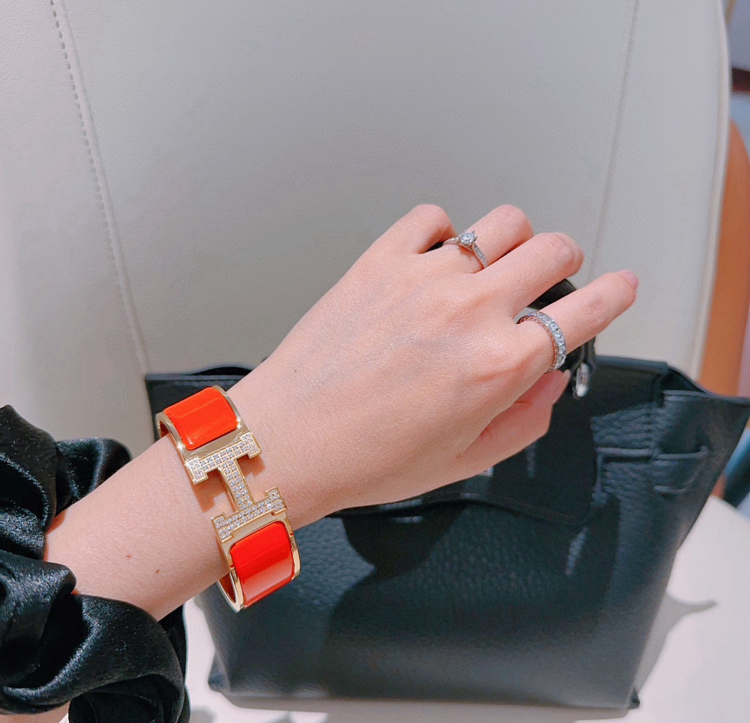Hermès Haute Joaillerie Fine Jewelry Earrings Necklace Ring Ref 9