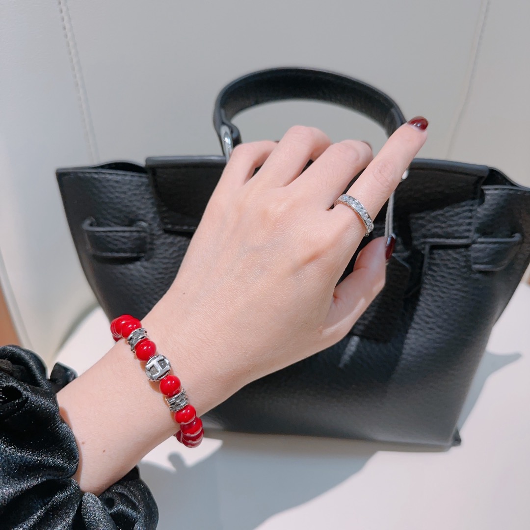 Hermès luxury bracelet 3