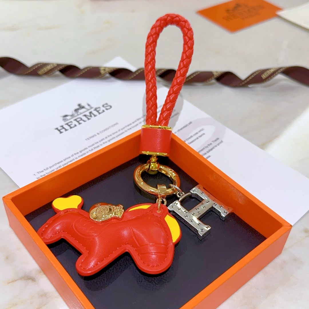 Luxury Hermes Key Button in Platinum: Exquisite Craftsmanship for Elegant Style - 图片 3