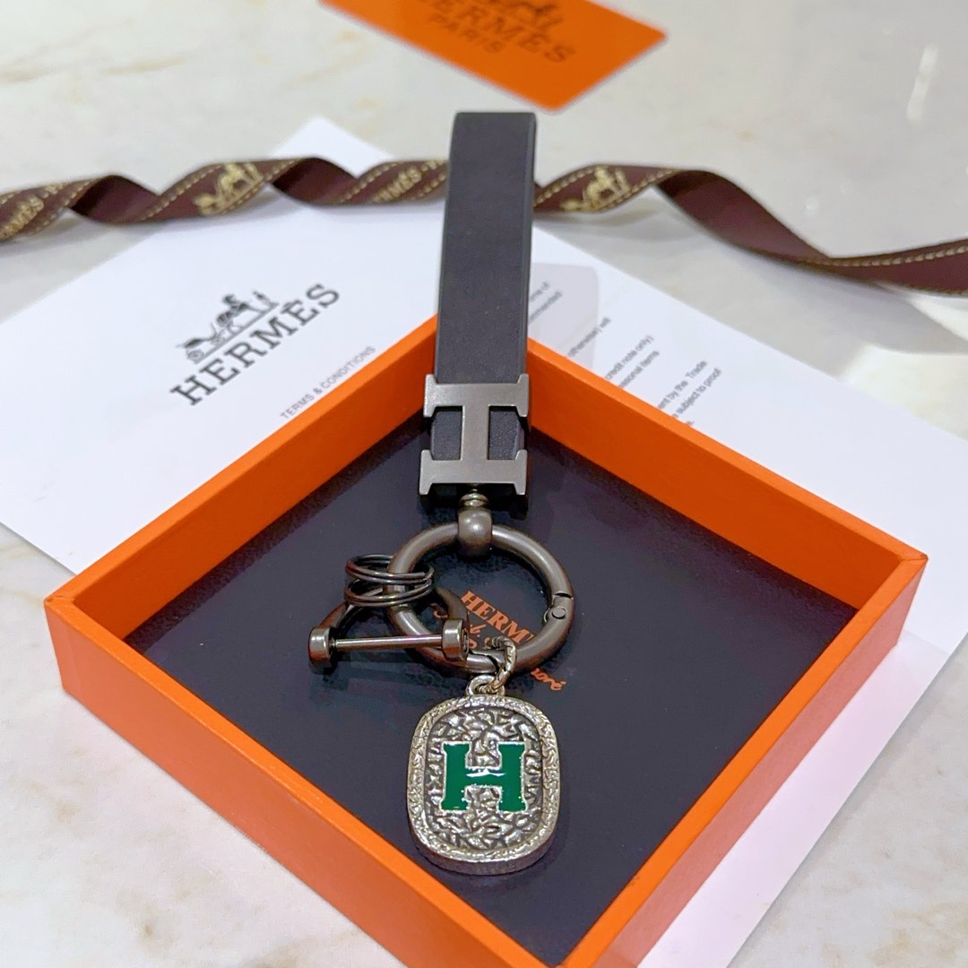 Luxurious Customized Hermes Key Buttons with Platinum Finish for Both Genders - 图片 3