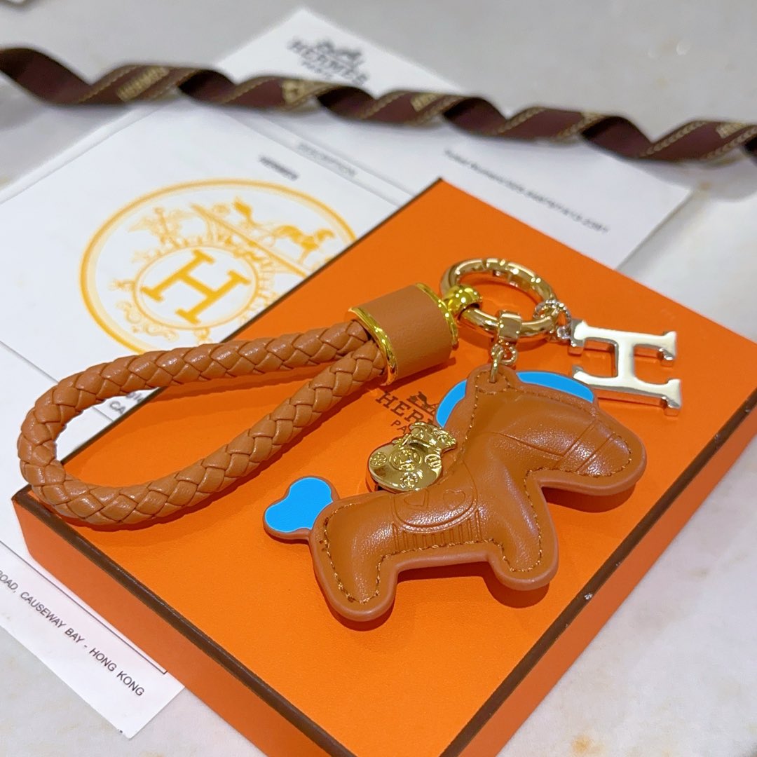 Luxury Customized Hermes Key Buttons with Platinum Finish for High-End Craftmanship