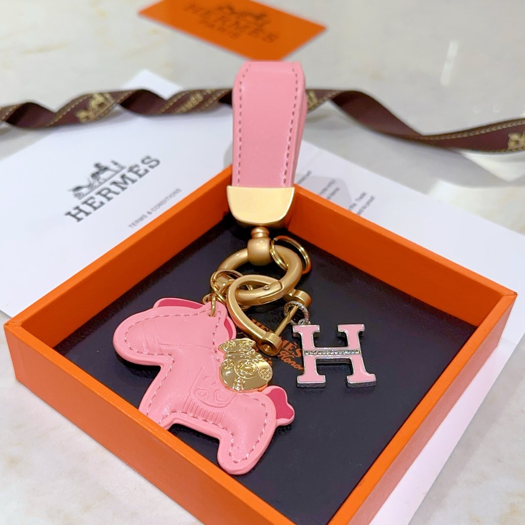 Luxurious Hermes Key Button with Platinum Detailing for High-End Craftsmanship - 图片 5
