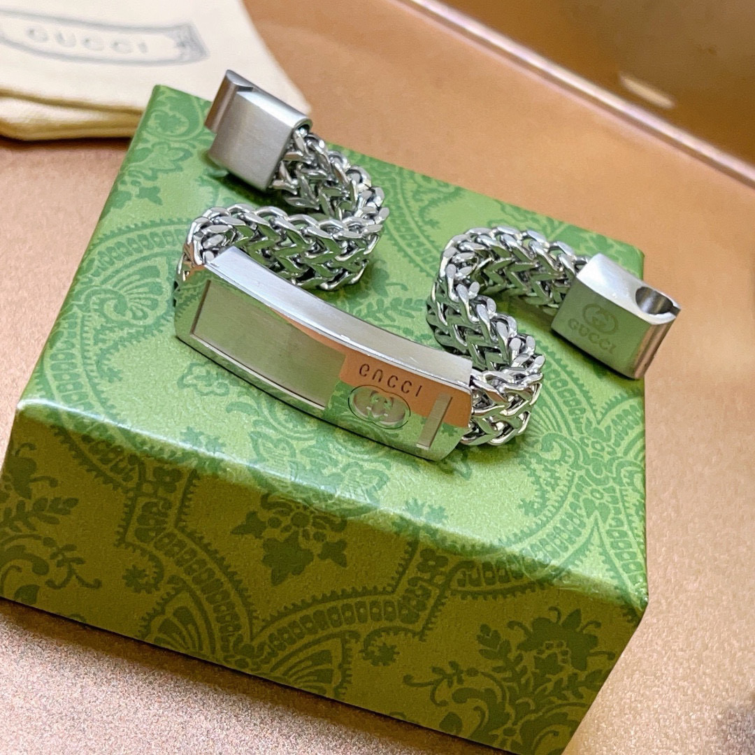 Gucci luxury bracelet 8