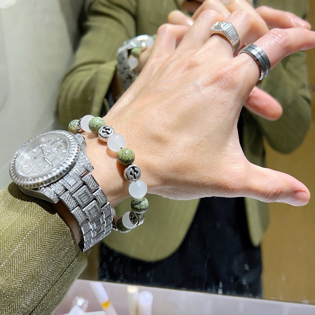 Gucci luxury bracelet 7