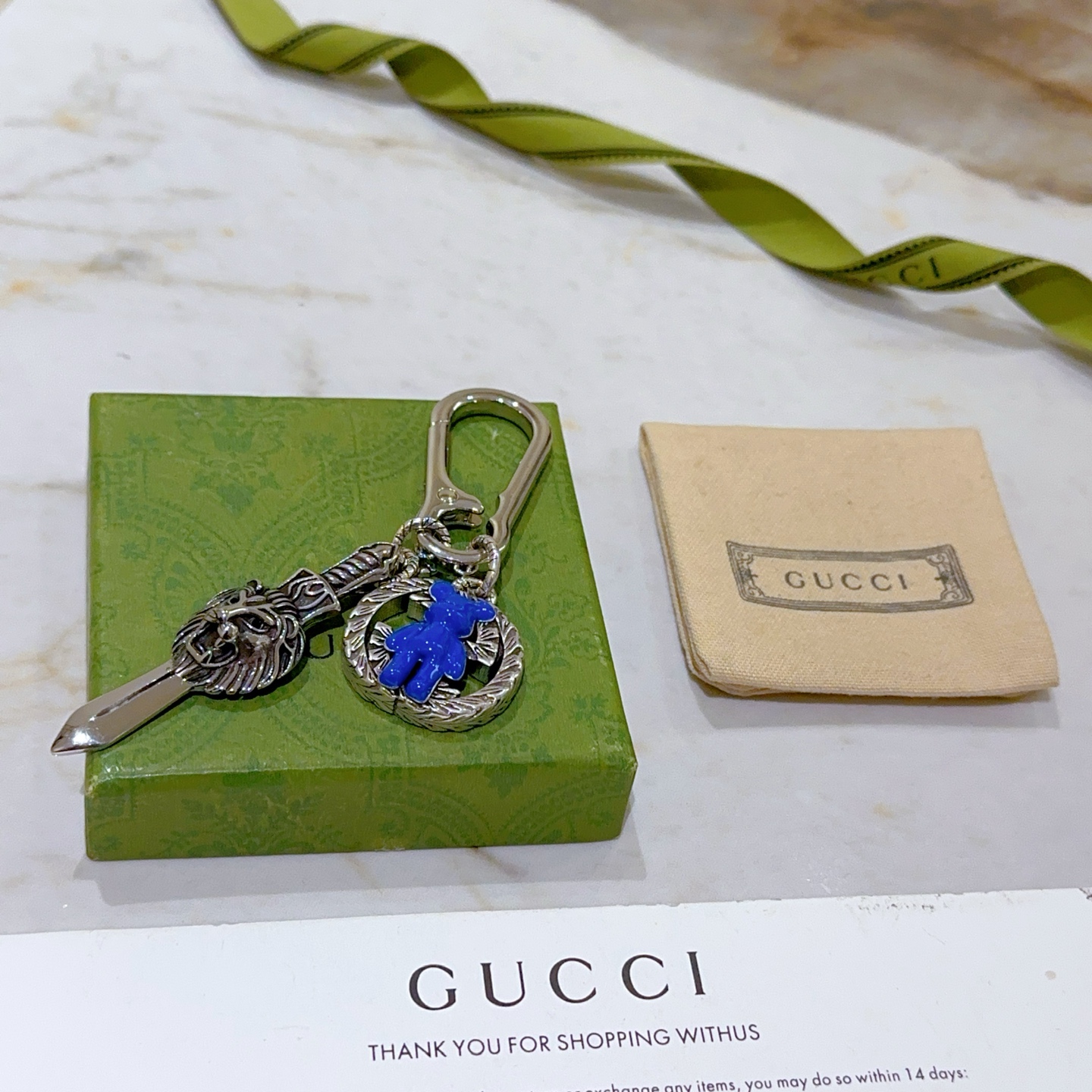 Gucci Launches 168 New Items: Key Buttons, Bag Buttons, and More! - 图片 3