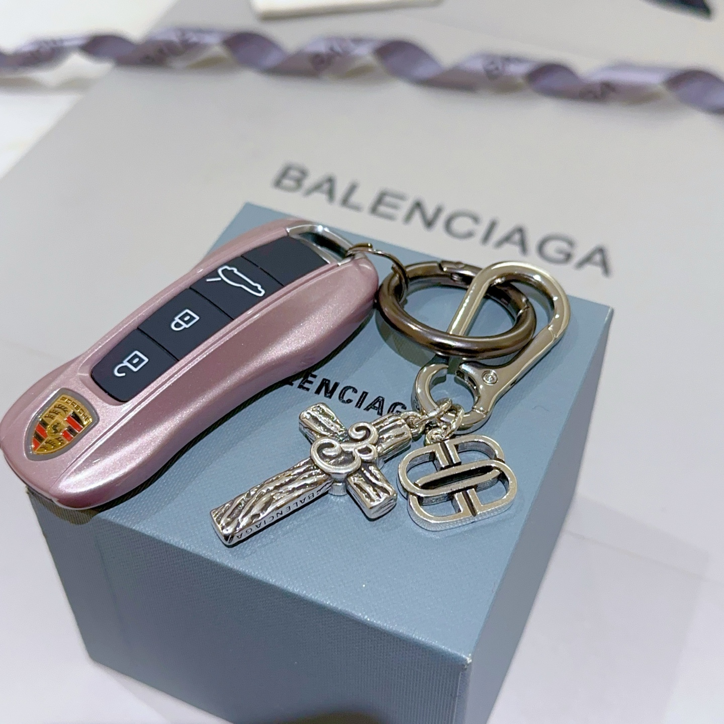New Paris Family Key Button Series Released with 168 Items & Classic Design - 图片 4