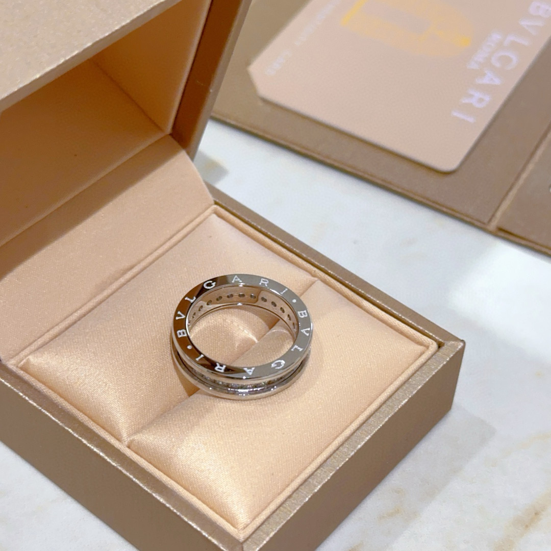 Bvlgari 宝格丽项链V金材质 BVLGARI宝格丽 DIVAS‘ DREAM 珐琅系列 品相完美