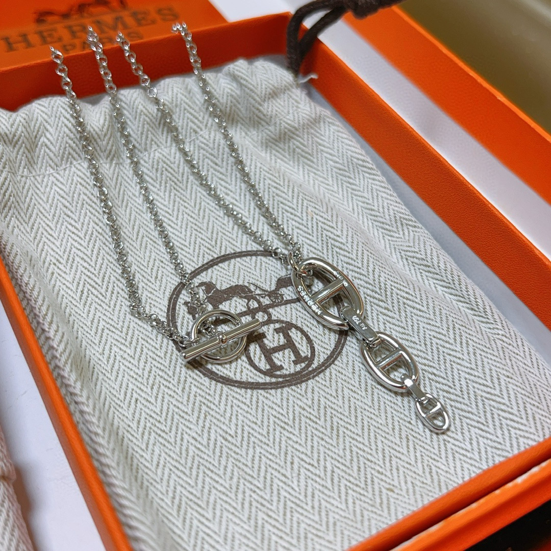 批80。🌀🌟HERMES  爱马仕项链 猪鼻子项链系列首饰 进口定制.高端链条经典搭配 新品 简单时尚🌟专柜一致 火爆款出货 设计独特 前卫 男女必备款！