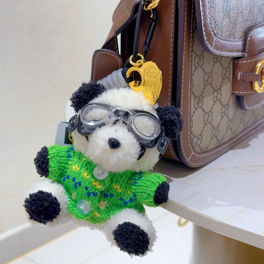 Gucci Launches New Product with 189,225 Goochs and Anger Forest Design Key Button. - 图片 3