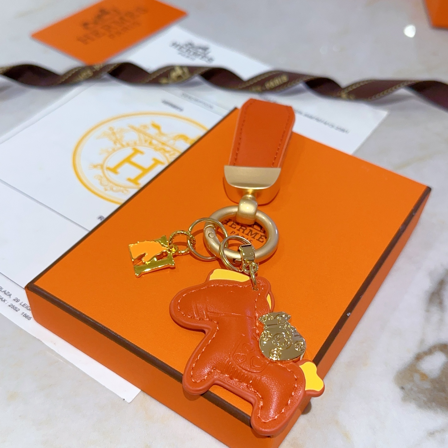 Luxury Hermes Key Buttons in Platinum: Customized, Elegant, and Refined Craftsmanship. - 图片 4