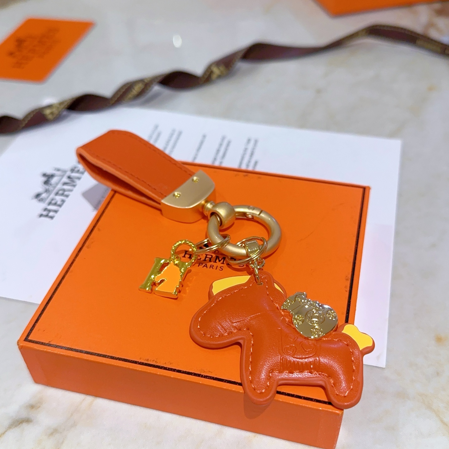 Luxury Hermes Key Buttons in Platinum: Customized, Elegant, and Refined Craftsmanship. - 图片 3
