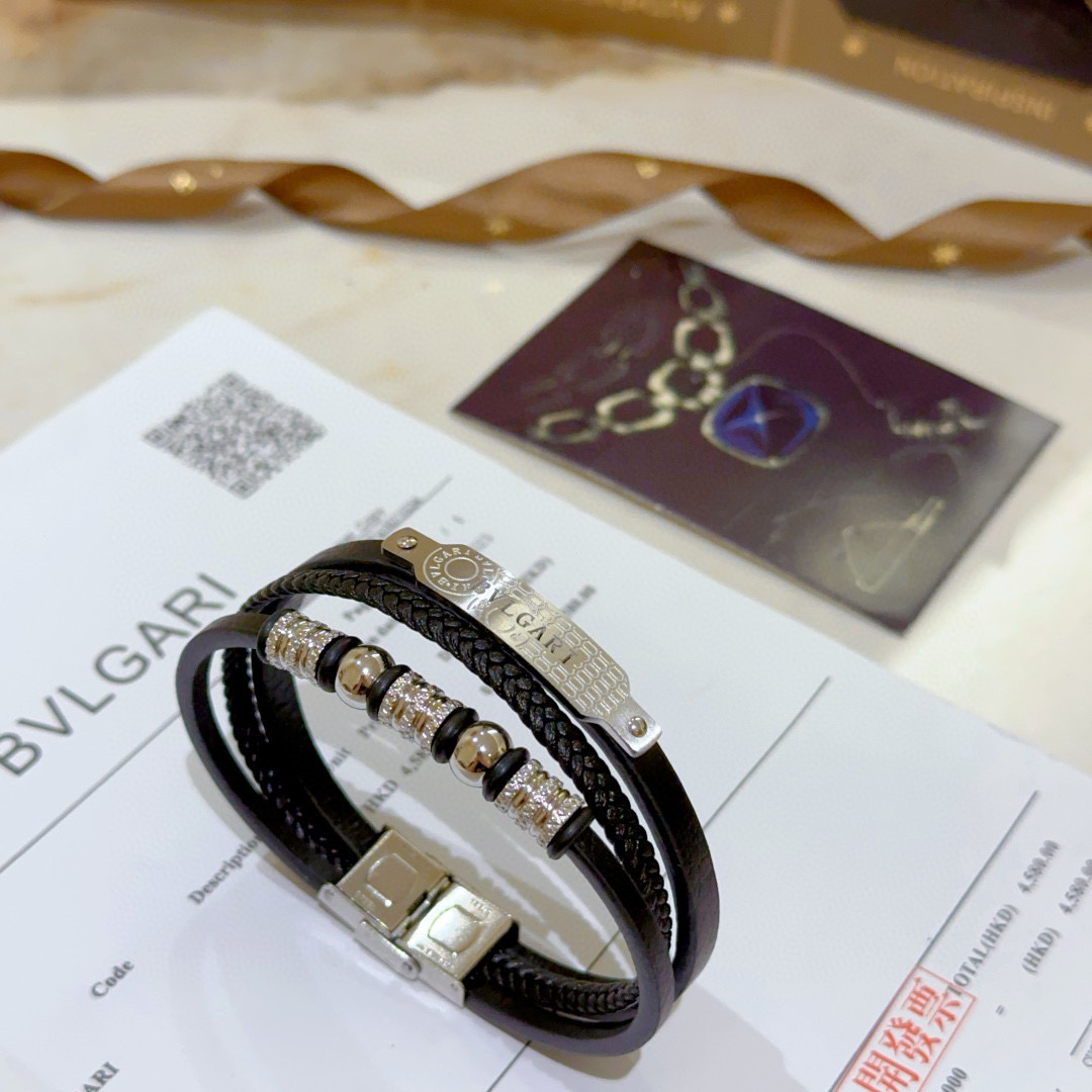 。新款宝格丽BVLGARI手链手绳编织手绳加厚版 铂金版。高级精工版色色众多网红同款 宝格丽手链❗️太考