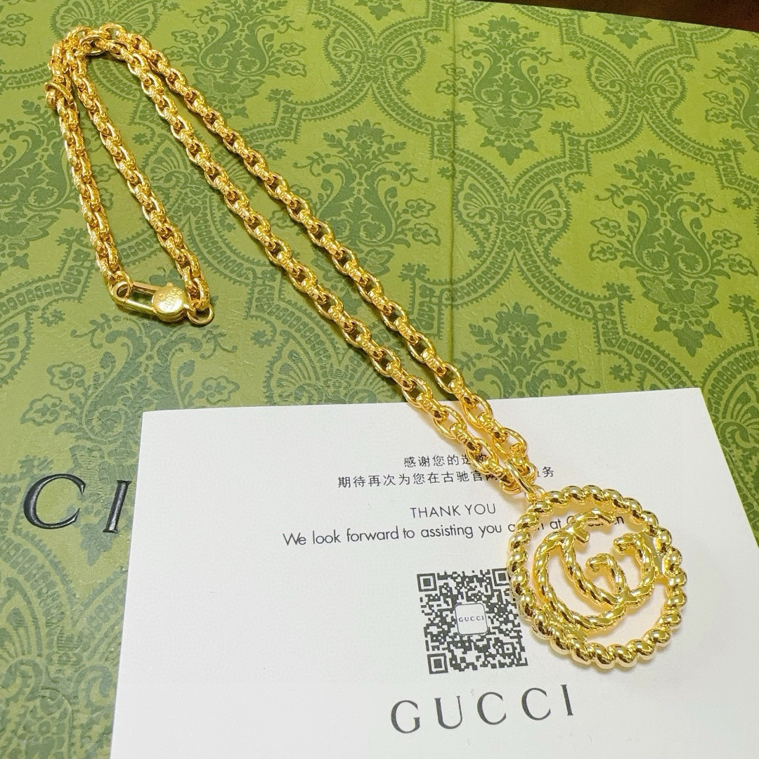 NO:104966,New products are released, Italy officially announced, Gucci necklace latest style, chain grade is higher, star style, same style, Anger Forest series, double G classic style design concept, new 18K gold necklace, details are used to treat the version, non-market bright style, this model has been released, Gucci is popular in it, very easy to match with trendy clothes, jewelry quality, gucci, necklace, gold19860909批新品发布 意大利官宣 古驰项链最新款链条档次更高明星同款Anger Forest系列双G经典款设计理念项链系列新品18K黄金项链 细节对版做旧处理 非市面亮面版型 这款一直在出 古驰里面热卖款 非常好搭配潮流衣服,饰品精品,gucci,necklace,gold,Jewelry