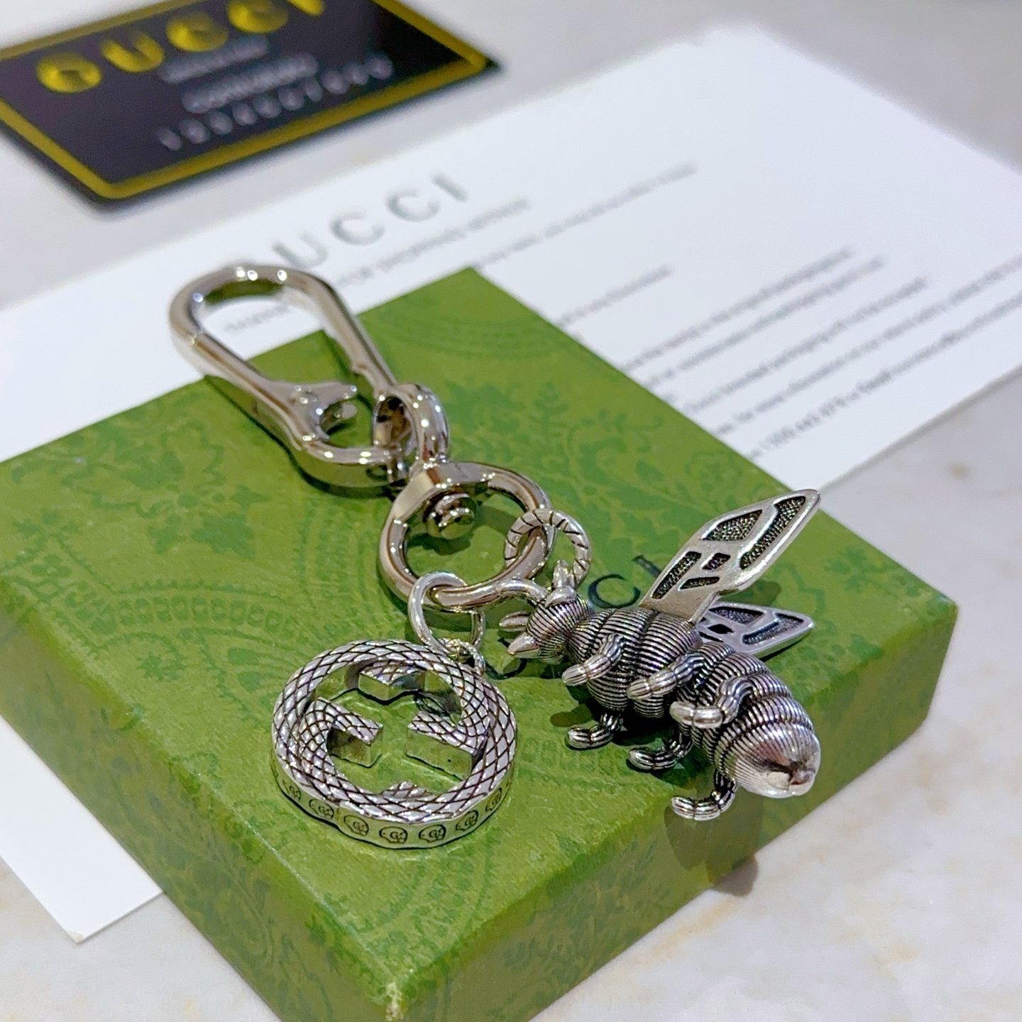 Gucci Releases 189 New Items Featuring Anger Forest Double G Key Button Series - 图片 4