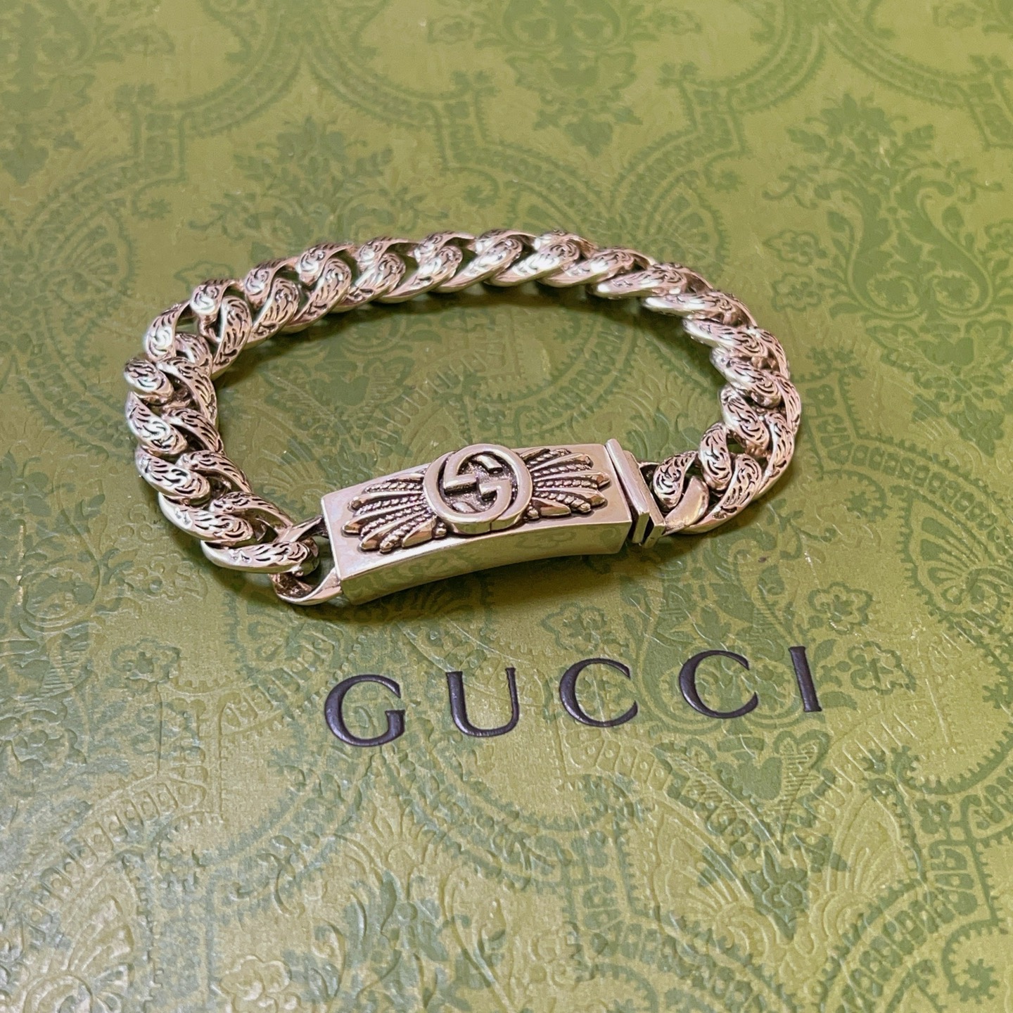 。最新出炉🌼 Gucci古驰手链最新款的经典款 精致无论款式 质感 都是绝对的顶尖feel 只要看一眼就