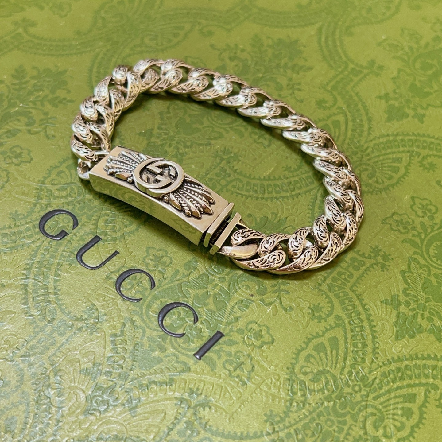 。最新出炉🌼 Gucci古驰手链最新款的经典款 精致无论款式 质感 都是绝对的顶尖feel 只要看一眼就