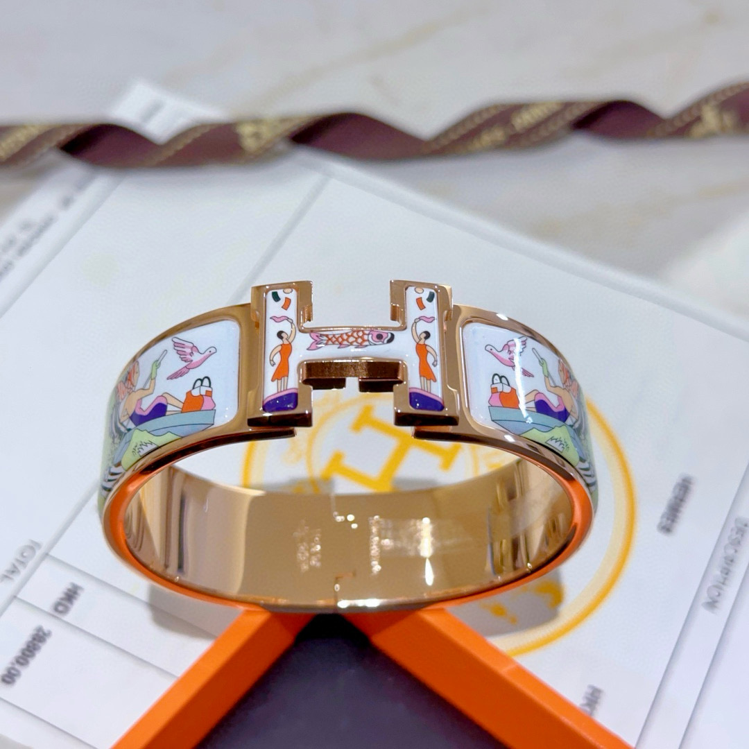 NO:113682,Batch. Hermes Hermes bracelet Original customization 20mm wide version bracelet The enamel craftsmanship tests the master's craftsmanship to ensure the color is handmade [color][color] V gold high-end customization Goddess I love Hermes hot bracelet Super exquisite goddesses Stars Same style High-end franc material, K gold texture, Seiko pure handmade production really praises, jewelry quality, hermes, hermes, bracelet19860909批. Hermes 爱马仕手镯 原版定制 20mm宽版手环 珐琅工艺太考验师傅的手艺了 要确保色泽手工制作好[色][色] V金高端定制 女神 都爱爱马仕火爆手镯 超精赞各路女神 明星 同款 高端法郎材质,k金质感,精工纯手工出品上手真的赞,饰品精品,hermes,hermes,bracelet,Jewelry