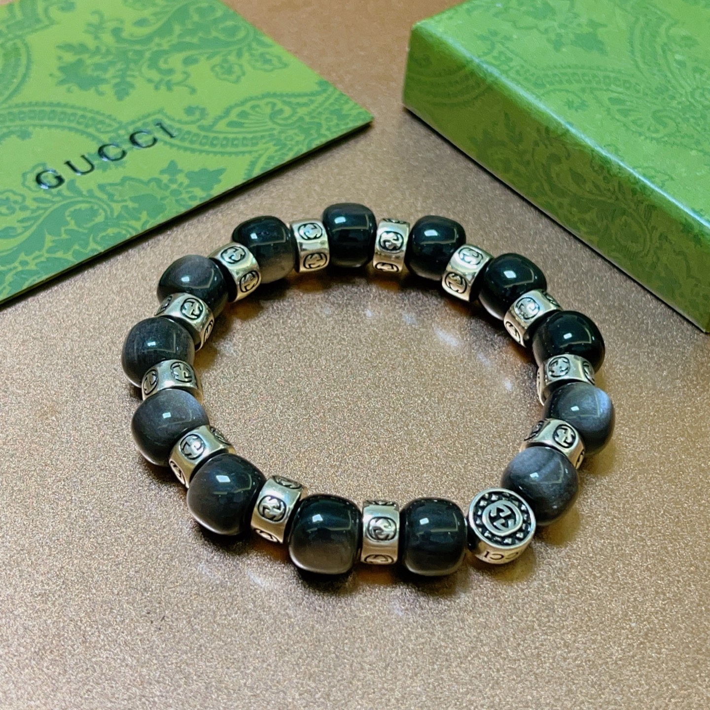 NO:112491,Batch New product launch conference Gucci bracelet natural stone counter precision version natural obsidian Gucci bracelet Obsidian Thai silver style Gucci bracelet Celebrity same style men and women Retro old style Original replica Pure handmade ~ Genuine mold opening trend and fashion essentials for both men and women Can wear couple style Rock Punk Thai silver style Retro elements Trendy and versatile Super like to place orders Remarks size 16 cm to 24 cm, jewelry boutique, gucci, bracelet19860909批 新品发布会古驰手链天然石专柜精工版本天然黑曜石古驰手链 黑曜石泰银风格古驰手链 明星同款男女款 复古做旧风 原版复刻 纯手工打造 ～正品开模潮流时尚必备 男女均可佩戴 情侣款同款 摇滚朋克泰银风格 复古元素 潮流百搭 超级喜欢下单备注尺寸 16厘米到24厘米,饰品精品,gucci,bracelet,Jewelry