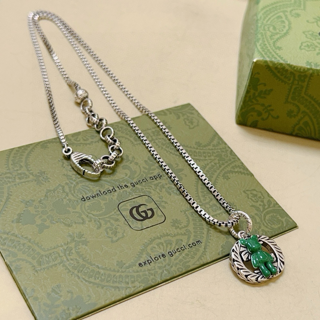 NO:109064,The latest model of Gucci necklace is higher in chain grade, star-like Anger Forest series double G classic Gucci series retro silver necklace, chain length 60 cm can be changed, details are used to treat the version, non-market bright style, this model has been released, Gucci is popular in it, very easy to match with trendy clothes, jewelry quality, gucci, necklace19860909批古驰项链最新款链条档次更高明星同款Anger Forest系列双G经典款古驰系列复古银项链 链长60厘米可改长度 细节对版做旧处理 非市面亮面版型 这款一直在出 古驰里面热卖款 非常好搭配潮流衣服,饰品精品,gucci,necklace,Jewelry