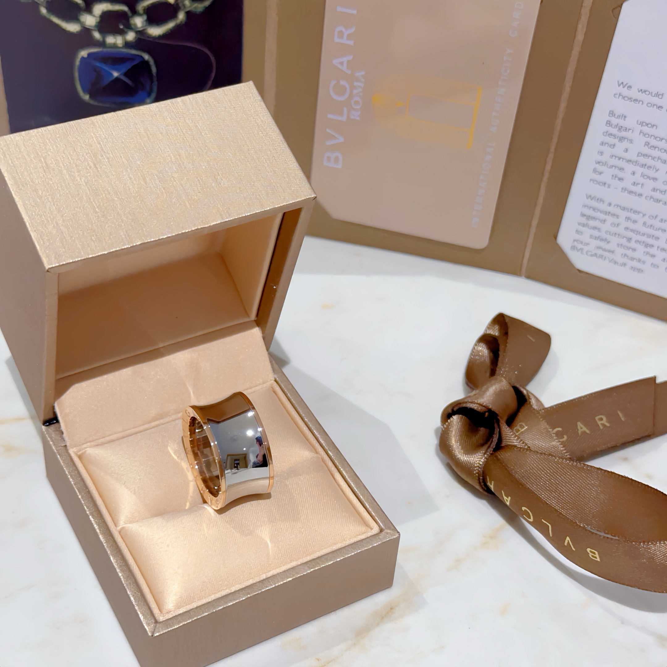 Bvlgari 宝格丽戒指V金材质 BVLGARI宝格丽