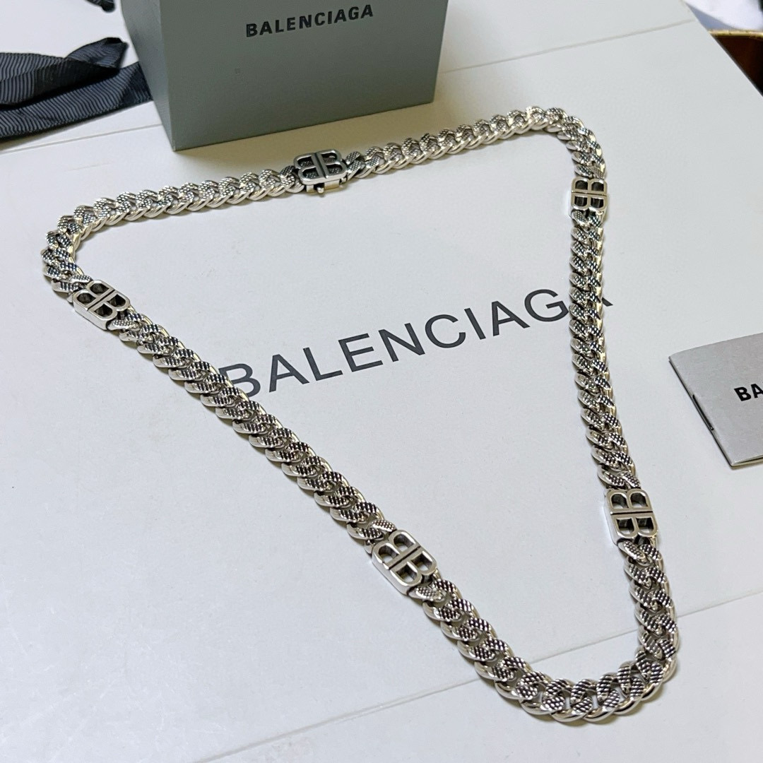 批185 原单货🔹🔹新品 巴黎世家项链 Balenciaga 新款项链🔹专柜一致 细节做工精细 每个细节流程到位 设计工艺精细 火爆款出货 设计独特 复古风格 巴黎世家项链