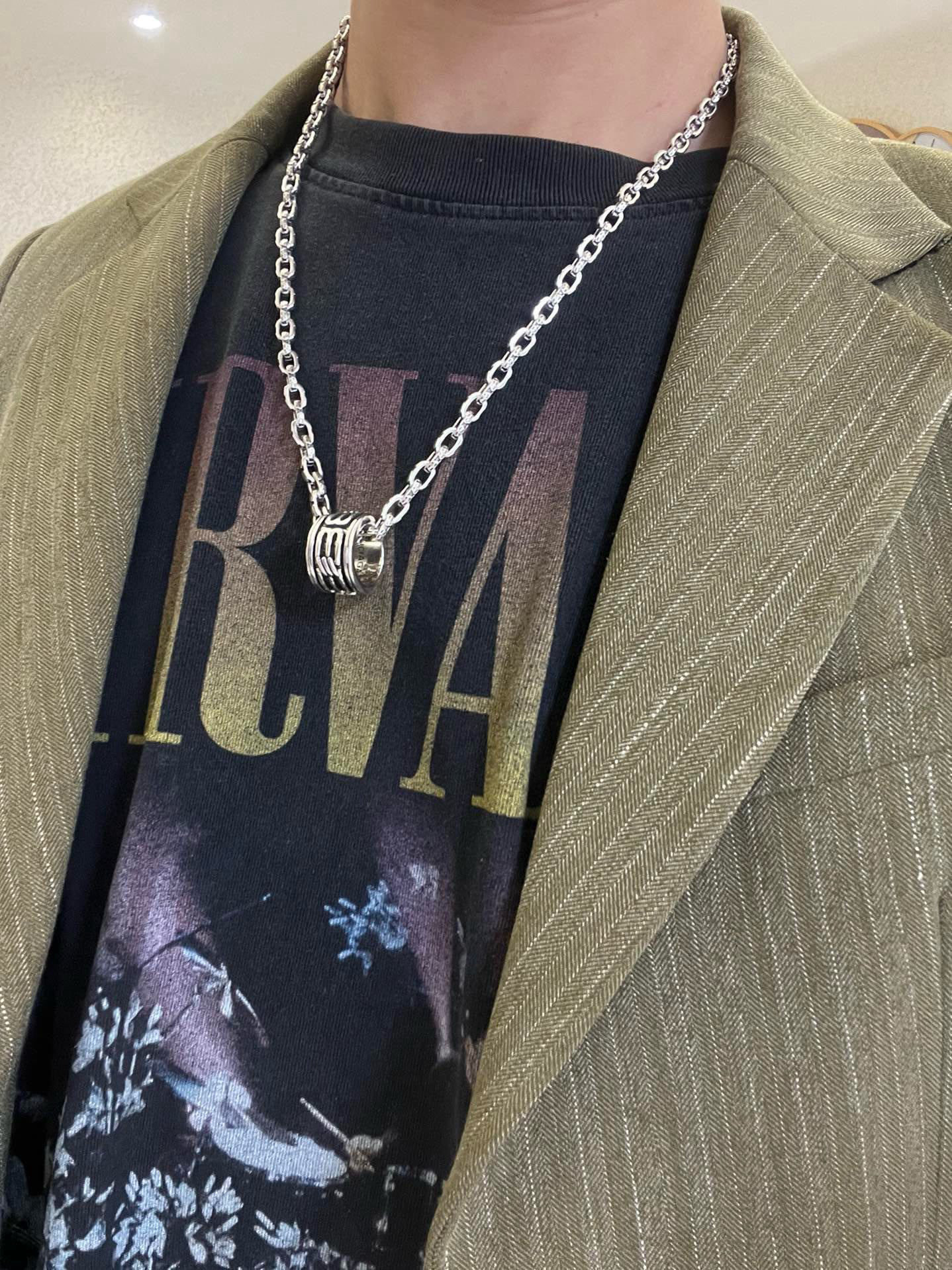 批145 原单货🔹🔹新品 巴黎世家项链 Balenciaga 新款项链🔹专柜一致 细节做工精细 每个细节流程到位 设计工艺精细 火爆款出货 设计独特 复古风格 巴黎世家项链