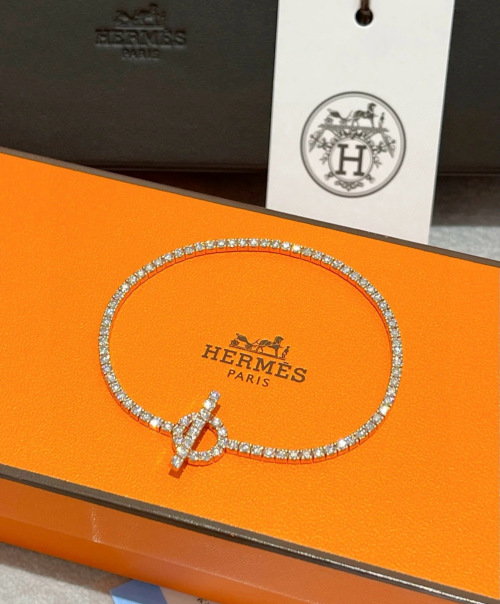 Hermes Platinum Plated Bracelet, High-End Custom Jewelry for Women 1 Hermes Platinum Plated Bracelet, High-End Custom Jewelry for Women