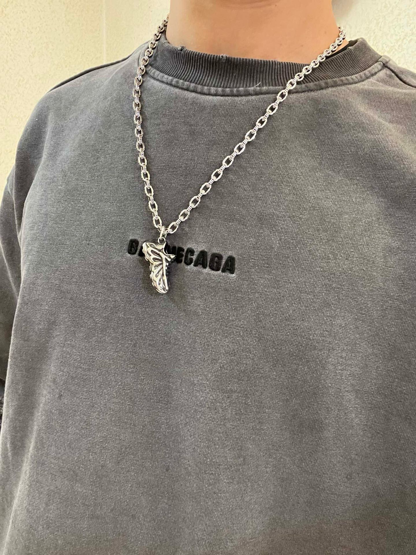 P原单货🔹🔹新品 巴黎世家项链 Balenciaga 新款项链🔹专柜一致 细节做工精细 每个细节流程到位